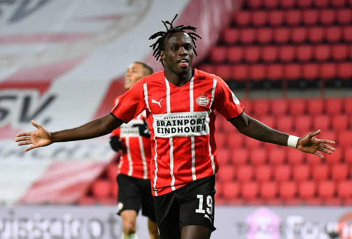 Bruma viert de 2-0.