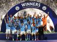 Geblesseerde De Bruyne en City pakken historische ‘treble’, Lukaku baalt na dure misser 