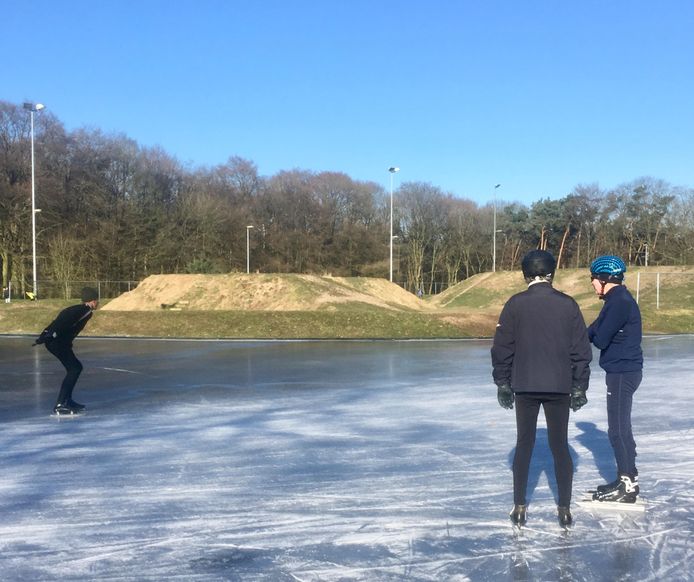 De ijsbaan op sportpark Cranevelt in Arnhem.