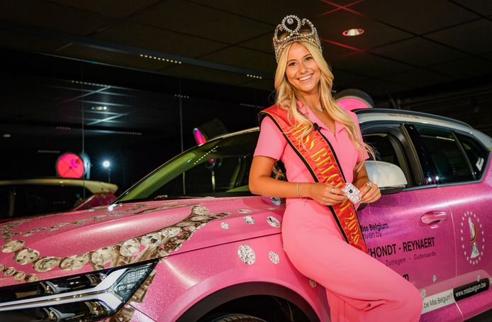 Huidig Miss België Celine Van Ouytsel.