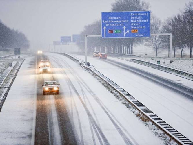 Nederlanders gevraagd binnen te blijven tijdens “historische” sneeuwdump