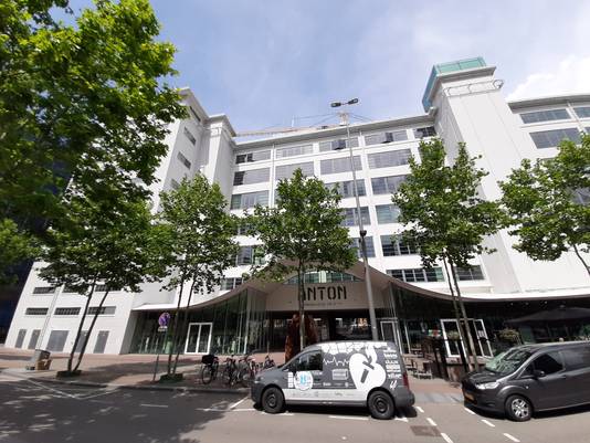 Complex Anton op Strijp-S in  Eindhoven. Verhuurder Trudo start hier eind 2020 met de verkoop van lofts.