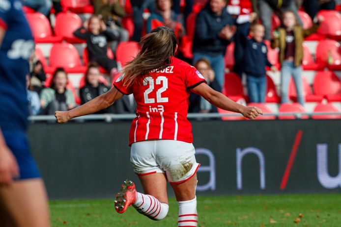 Anika Rodriguez na haar winnende treffer.