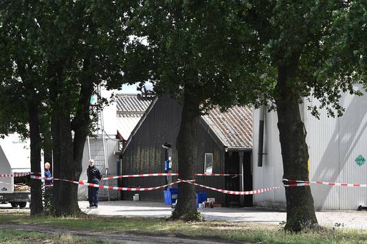 Bij een nertsenfarm in Landhorst - ook gemeente Sint Anthonis - werd begin juni ook corona vastgesteld bij dieren.