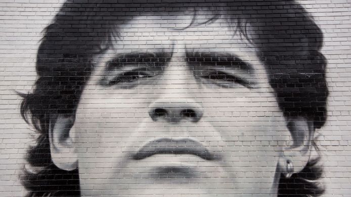 New York: Onder de Manhatten Birdge is het gezicht van Diego afgebeeld.