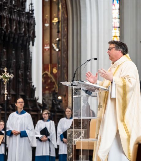 'Onze Vader' wordt 'Onze Bro' in Antwerpse kathedraal