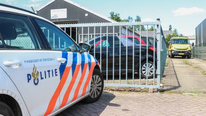 Gestolen auto en illegaal personeel gevonden bij controle in Betuwe