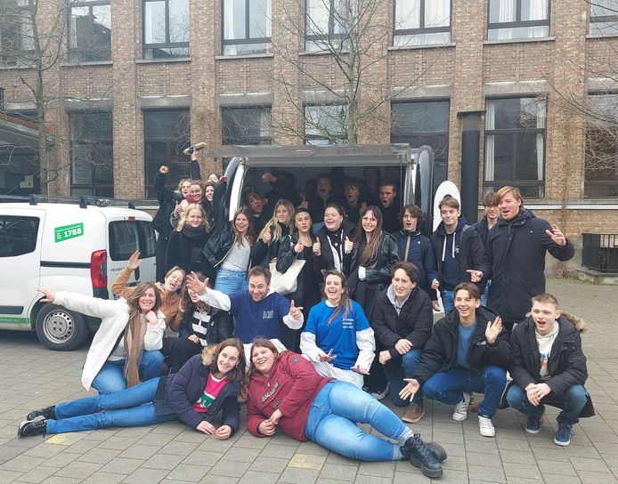 Dankzij de scholentour kwamen de laatstejaars van de Burgerschool vrijdag alvast te weten hoe hun 50 dagen er straks precies uitzien.