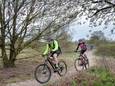 Mountainbikers op een van de routes nabij Ede en Wageningen.