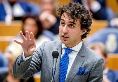 Oppositie klaar met wet tegen exorbitante beloningen bankiers