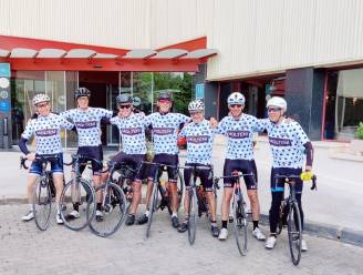 Copains du Vélo rijden Vuelta van ’73 zonder rustdag uit en zamelden al ruim 8.500 euro in