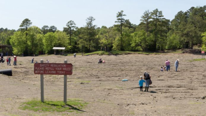 On average, one to two diamonds are found by park visitors every day.