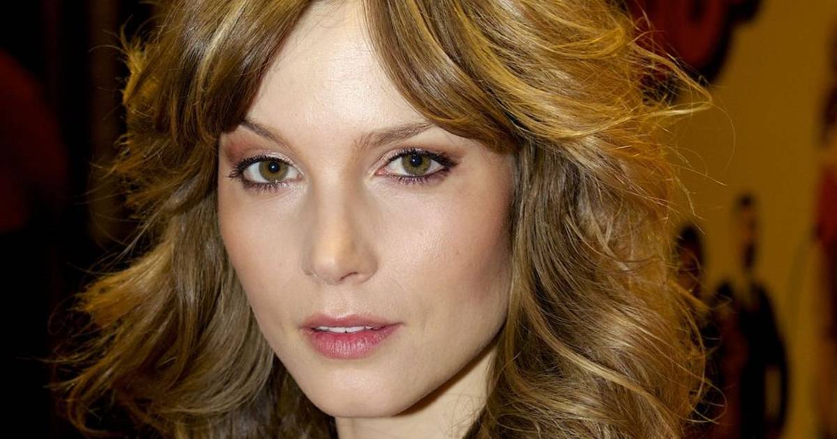 Verliefde Sylvia Hoeks kan weer om zichzelf lachen | Sterren | AD.nl
