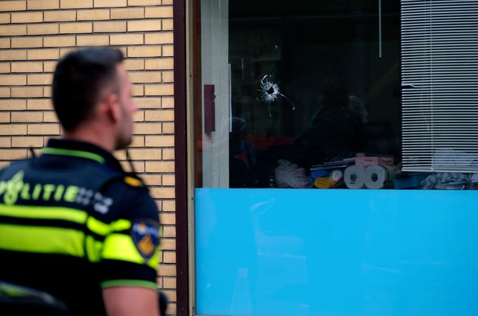 Rechercheonderzoek na de schietpartij in De La Reystraat in Dordrecht.