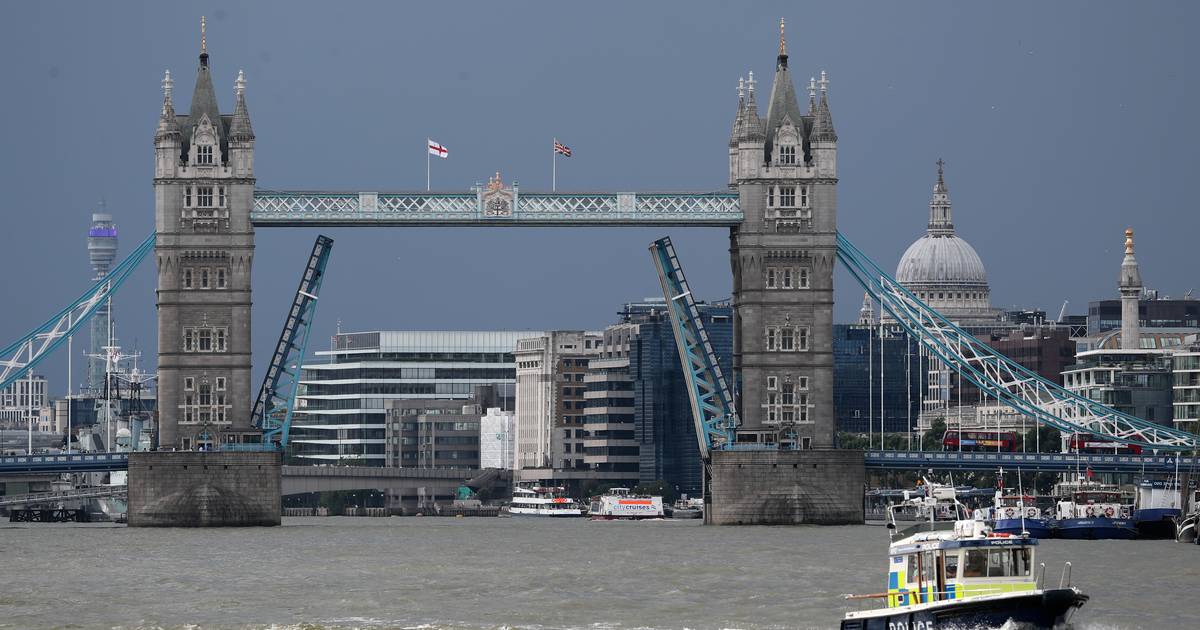 Kerusakan di Tower Bridge menyebabkan kekacauan lalu lintas di London |  luar negeri