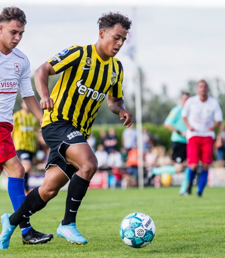 Vitesse start oefencampagne in Westervoort met zeven treffers