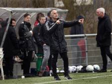 HC’03 wil exit door de voordeur voor John Leeuwerik die ‘een traantje heeft gelaten’