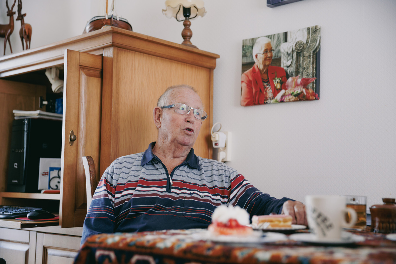 Eenzaamheid Gaat Niet Met Zomervakantie Na Het Eten Ligt Er Een Lange 