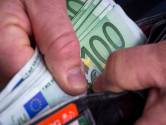 Jonge mannen gesnapt met 6000 euro van bejaarde man, geld was meegegeven aan ‘bankmedewerker’