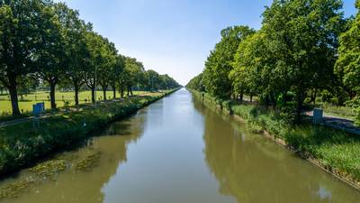 Renovatie van wachtplaats voor schepen Zuid-Willemsvaart bij Sluis 12