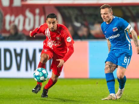 Wat willen Ajax en FC Twente met Salah-Eddine, de uitblinker tegen AZ? ‘Of ik in Enschede blijf? Je moet niets uitsluiten’