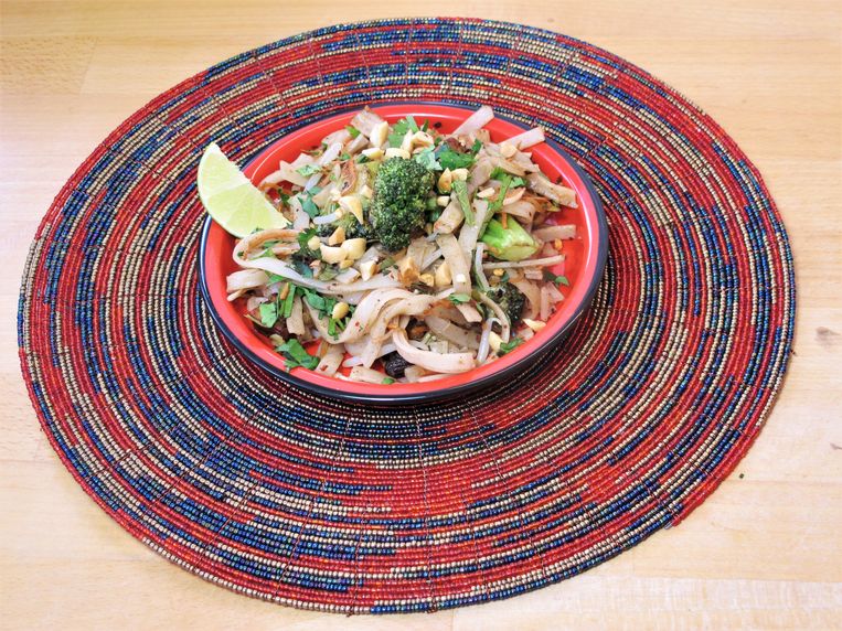 Veganistische pad thai. Beeld Pay-Uun Hiu