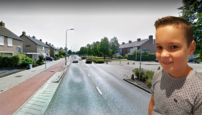 Fotomontage van Cas op het kruispunt in Roosendaal, waar het ongeluk gebeurd is.
