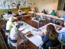 Beleggingsstudieclub voor vrouwen viert gouden jubileum, beleggen is al vijftig jaar echt geen mannendingetje meer