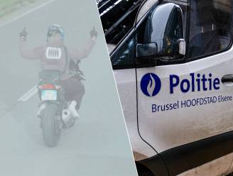 Brusselse politie haalt wegpiraat op moto uit het verkeer na opmerkelijke flitscamerabeelden