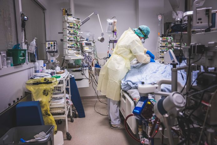 Covid-patienten op intensieve zorgen in het UZ Gent.