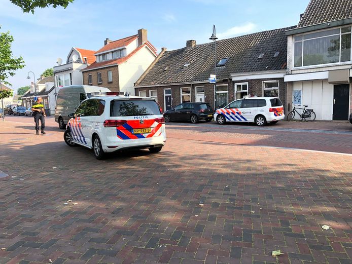 Inval in woningen aan het Heilig Hartplein in Veghel.