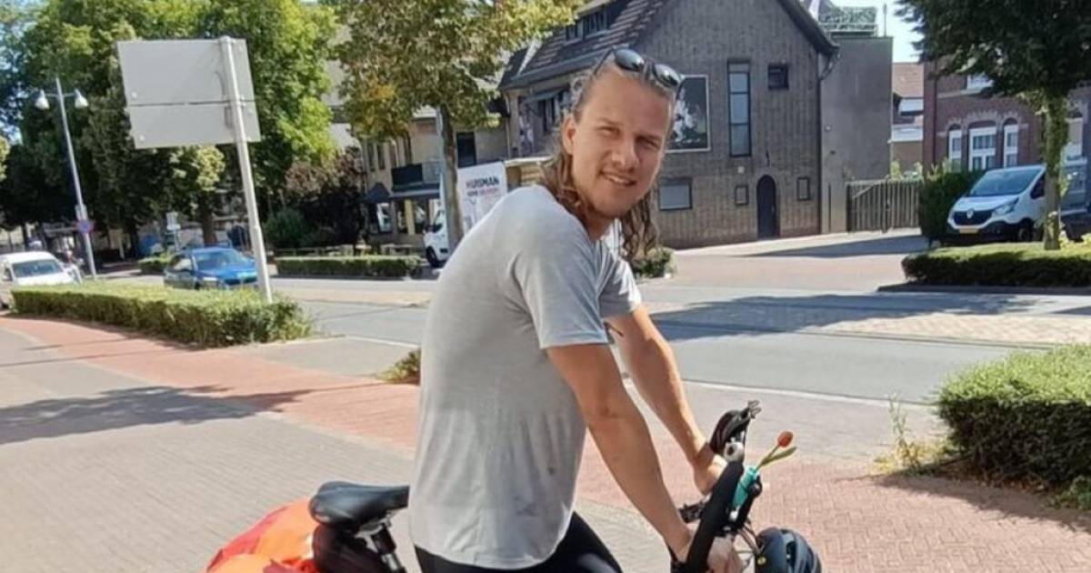 Ewout (28) berhenti menyewa, keluar dari perusahaan dan memulai tur dunia dengan sepeda: ‘Semuanya benar-benar hilang’ |  bengkak