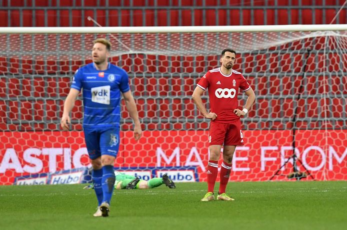 Les Rouches ont craqué en toute fin de match contre la Gantoise, mais ils avaient déjà été sauvés à plusieurs reprises par le VAR avant ça.