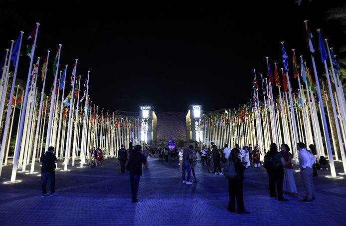 Beeld aan de Expo City Dubai, waar de COP28 doorgaat.