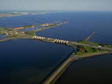 Gemeente Urk biedt bemiddeling aan in conflict om sluis: ‘Als wij daar een rol in kunnen spelen, zeker’