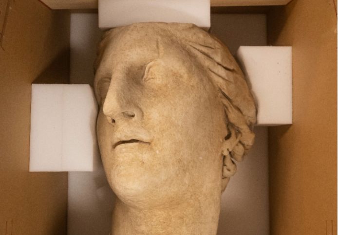 Sculptuur van de Griekse godin Hera dat 3 miljoen dollar kost.