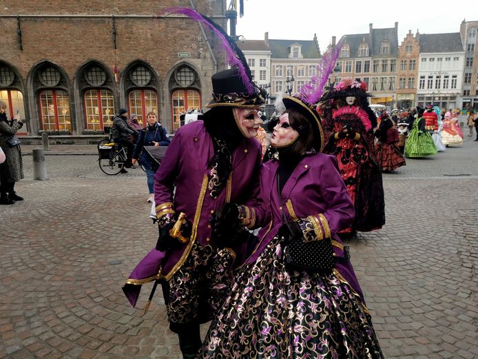 Costumés 2023 in Brugge.