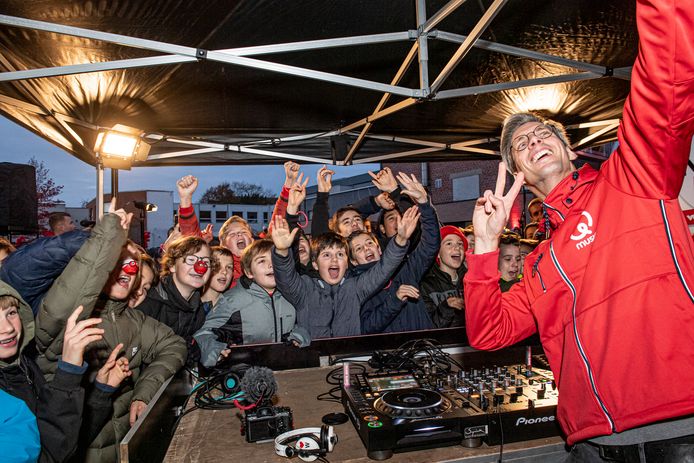 Feestje met Dimitri Wouters.