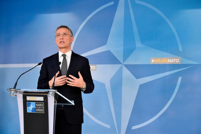 NAVO-secretaris-generaal Jens Stoltenberg verwacht dat de ministers in Brussel de beslissing zullen nemen om twee nieuwe commandocentra op te richten.