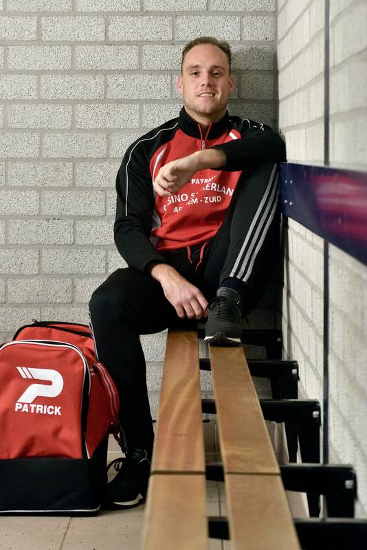 Amateurvoetballers in regio Arnhem wisselen massaal van club ...