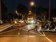 Automobilist crasht met hoge snelheid op Prins Hendrikbrug, politie zoekt getuigen