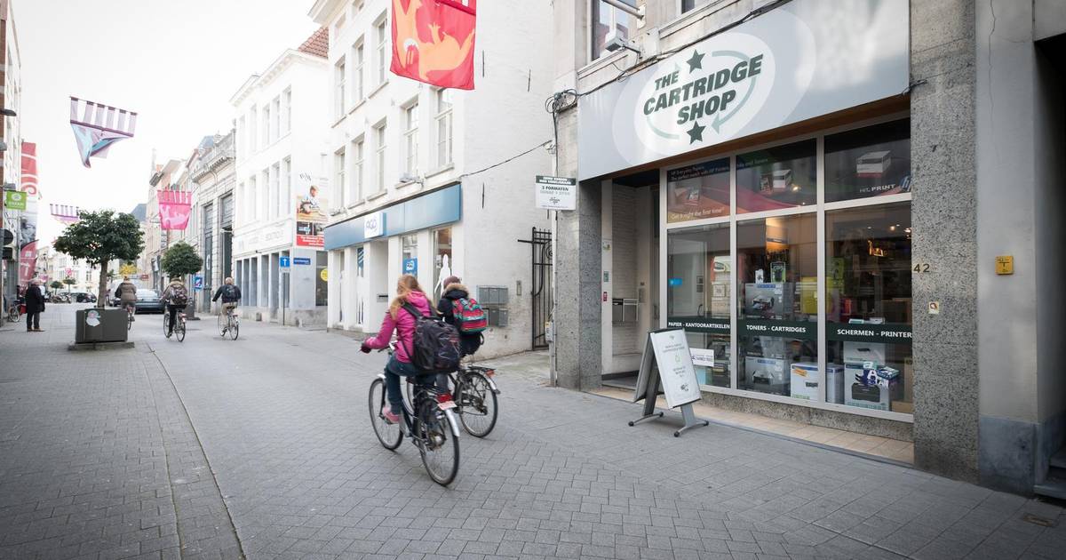 Ontmoedigd zijn kaart Spuug uit Politie vat dieven 'The Cartridge Shop' binnen 48 uur | Mechelen | hln.be