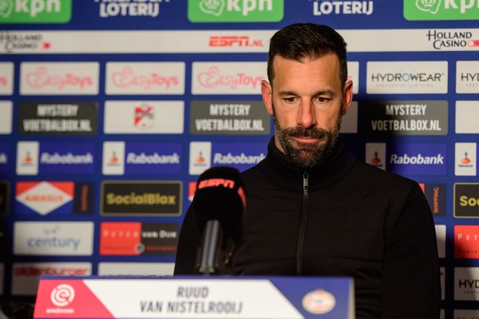 PSV-trainer Ruud van Nistelrooij.