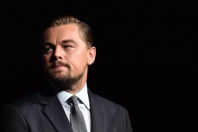 Leonardo Di Caprio viert 43ste verjaardag tussen de sterren