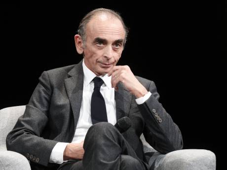 Éric Zemmour compte ses troupes pour son premier meeting de campagne
