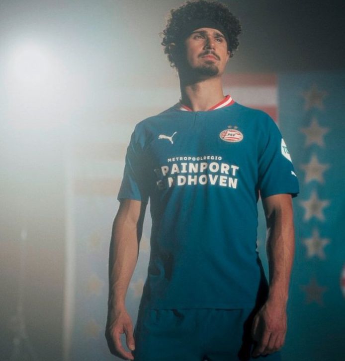 aanvulling Handvol Anemoon vis PSV introduceert het shirt waarmee de ploeg in de Champions League wil  spelen | PSV | ed.nl