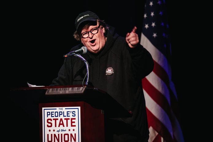 Filmmaker Michael Moore komt met documentaire over Trump.