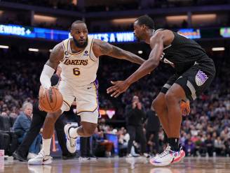 LeBron James leidt Lakers naar vijfde zege op rij