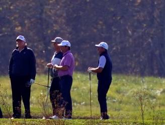 Trump verneemt nederlaag op golfterrein en stuurt nadien razende tweet: “Ik won met 71 miljoen legale stemmen”