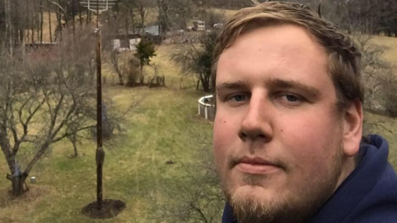 De 28-jarige Christopher Pekny, een aanstaande vader uit New York, kwam om het leven tijdens het bouwen van een toestel dat hij tijdens een gender reveal party wilde gebruiken.